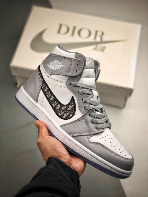 dior x nike precio|Nike X Dior jordan 1.